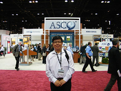 李红卫主任参加国际学术研讨会留影.jpg 李红卫主任参加国际学术研讨会留影.jpg