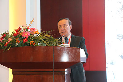 大会主席梁小波教授致欢迎辞.jpg