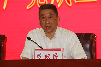 院党委书记范双民讲话.jpg