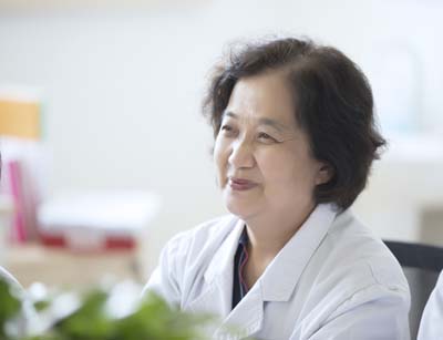 省肿瘤医院血液科老专家、主任医师郑玉萍.jpg 省肿瘤医院血液科老专家、主任医师郑玉萍.jpg