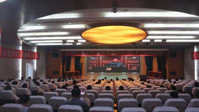 7月1日，庆祝中国共产党成立100周年大会在天安门广场隆重举行，省肿瘤医院组织医院领导班子成员、广大党员干部职工观看大会直播盛况。.jpg