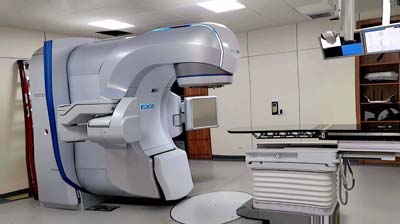 EDGE(速锋刀)靶向放射外科系统.jpg EDGE(速锋刀)靶向放射外科系统.jpg